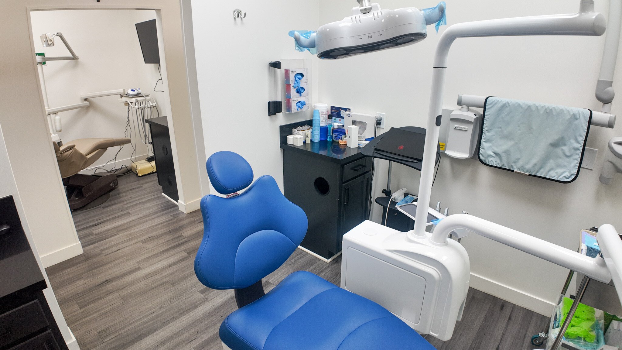 Dentist in Camarillo